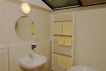 U Tří Bubnů Hotel 3*