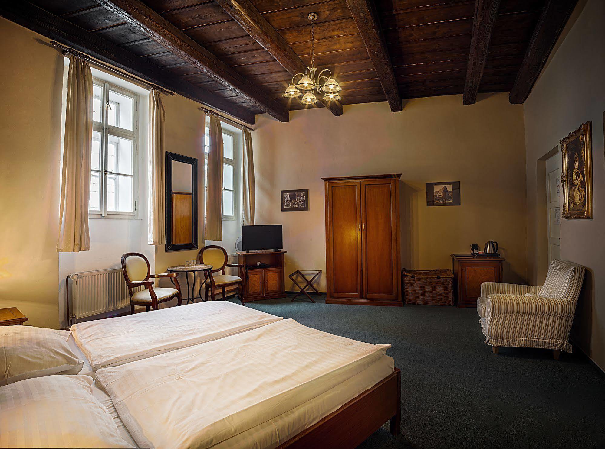 U Tri Bubnu 3* Prague